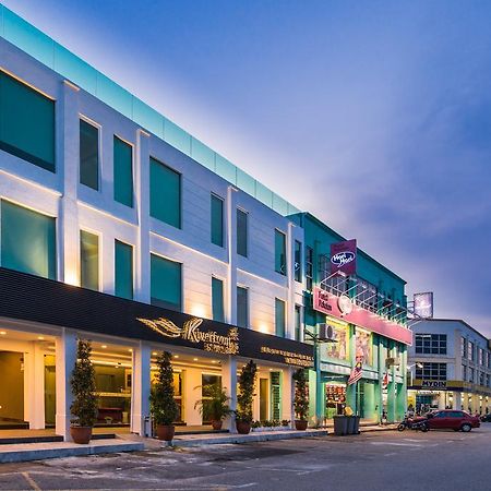 Riverfront Sentral Hotel Malacca Esterno foto