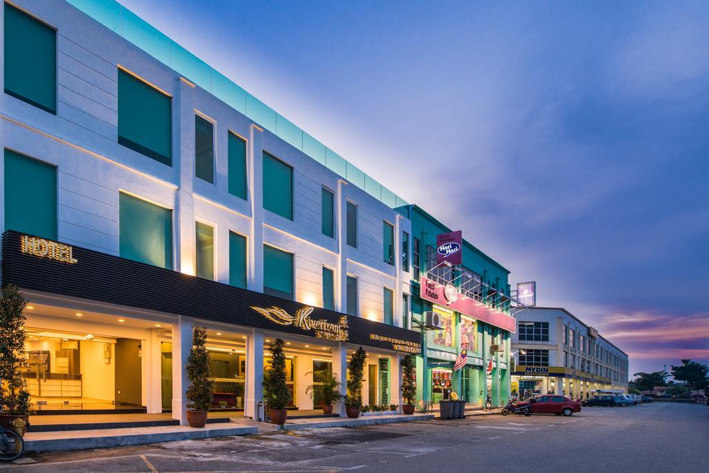 Riverfront Sentral Hotel Malacca Esterno foto