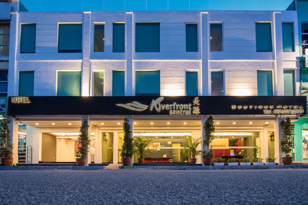 Riverfront Sentral Hotel Malacca Esterno foto