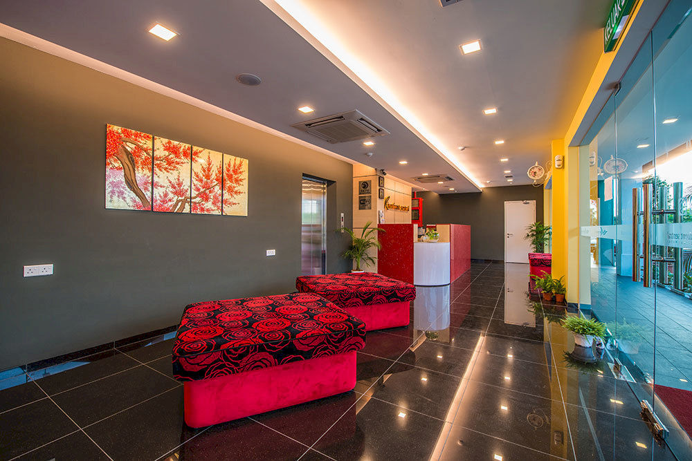 Riverfront Sentral Hotel Malacca Esterno foto