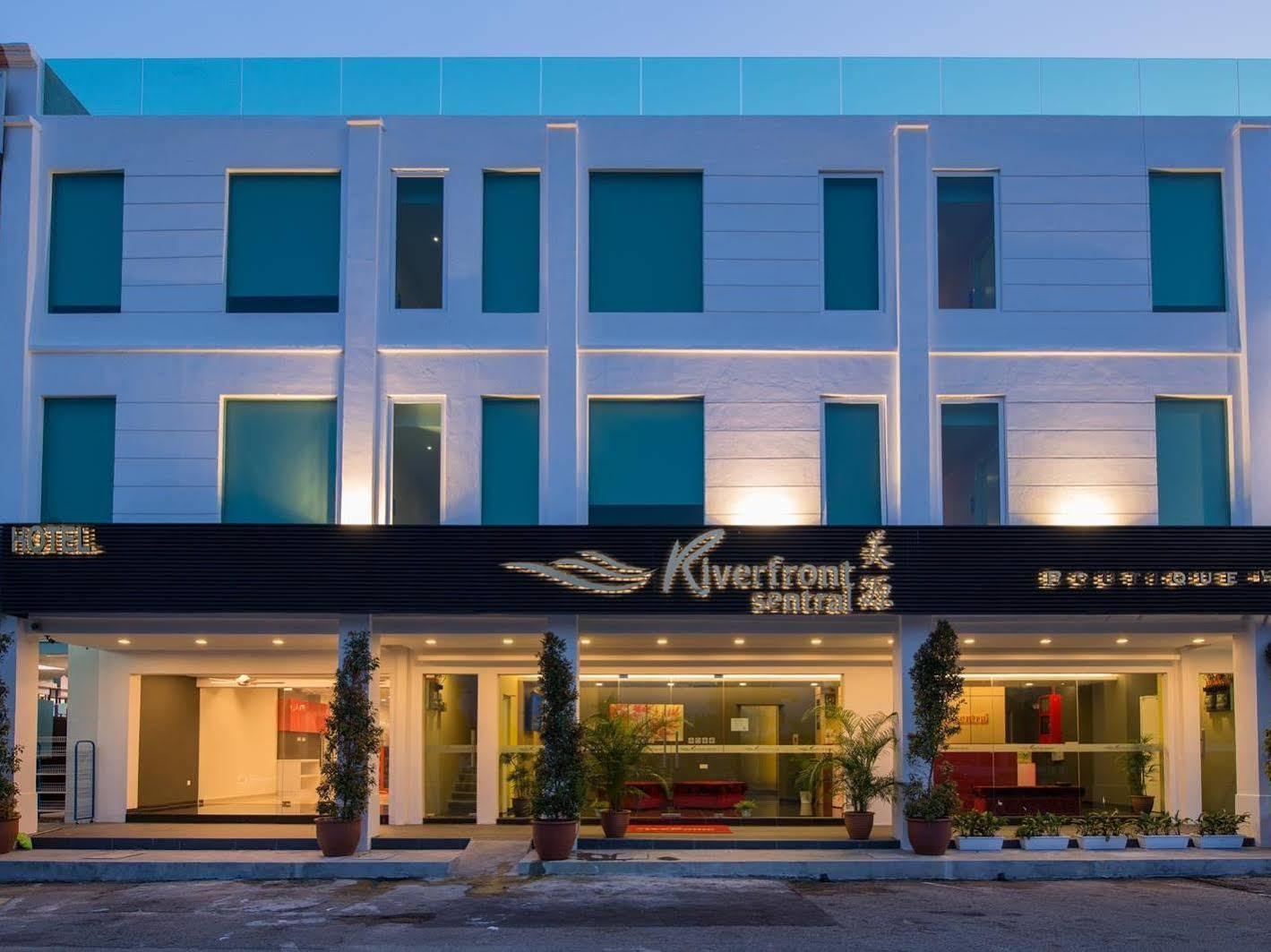 Riverfront Sentral Hotel Malacca Esterno foto