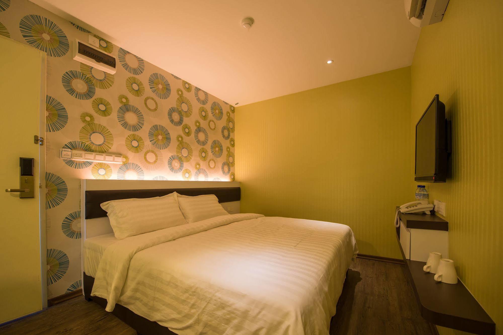 Riverfront Sentral Hotel Malacca Esterno foto
